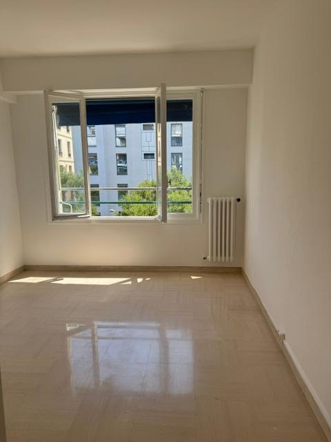 Photo 12 — Appartement 2 pi&egrave;ces de 54<sup>m&sup2;</sup> &agrave; Nice