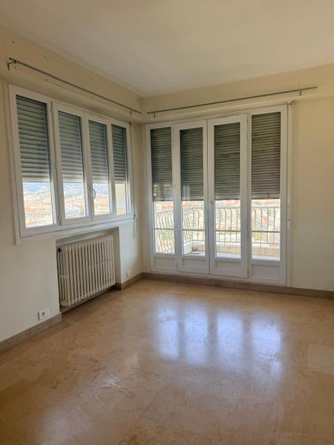 Photo 8 — Appartement 4 pi&egrave;ces de 90<sup>m&sup2;</sup> &agrave; Nice