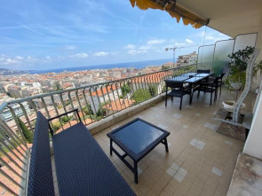 Appartement en location &agrave; Nice / 4 pi&egrave;ces 90 m&sup2;