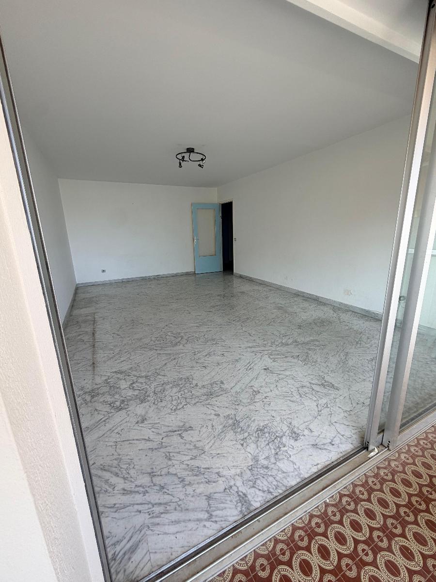 Photo 9 — Appartement 3 pi&egrave;ces de 71<sup>m&sup2;</sup> &agrave; St laurent du var