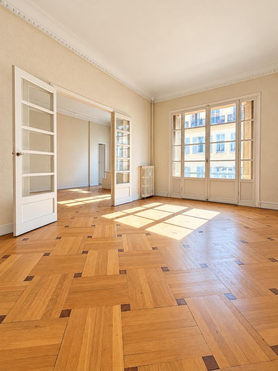 Photo 10 — Appartement 4 pi&egrave;ces de 100<sup>m&sup2;</sup> &agrave; Nice