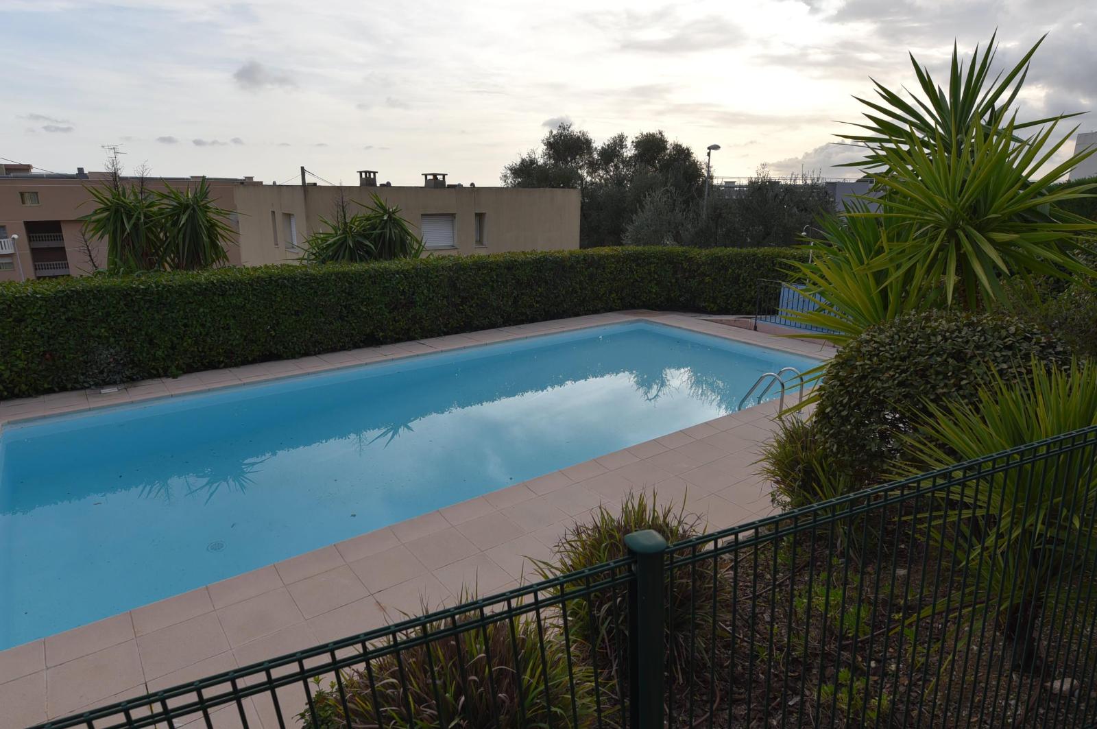 Photo 16 — Appartement 3 pi&egrave;ces de 80<sup>m&sup2;</sup> &agrave; St laurent du var