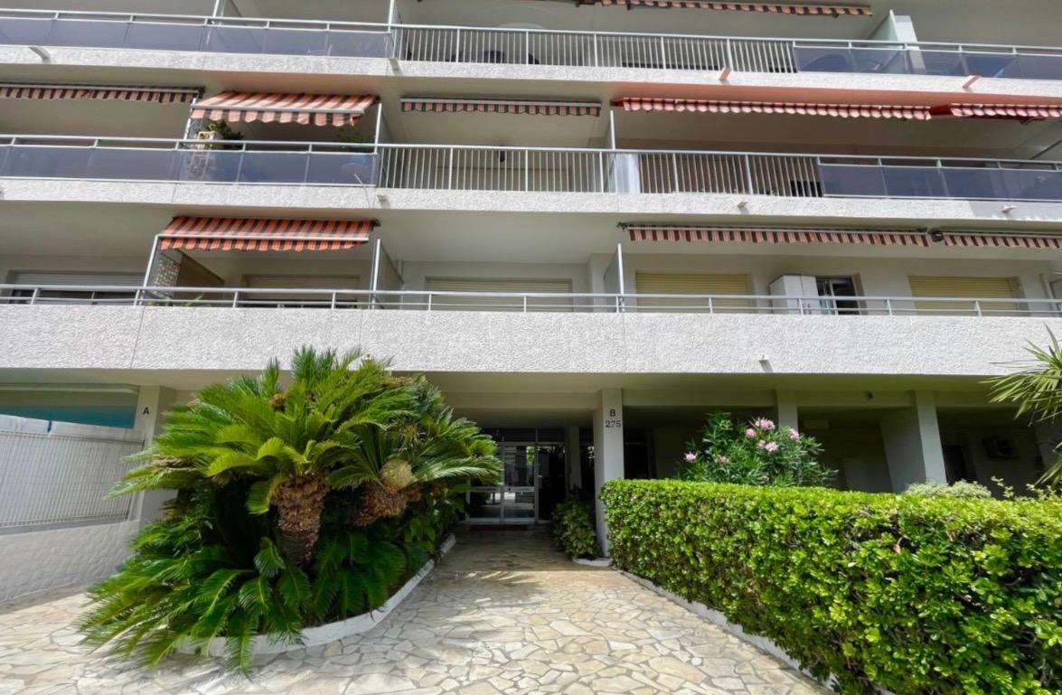 Photo 13 — Appartement 3 pi&egrave;ces de 71<sup>m&sup2;</sup> &agrave; St laurent du var