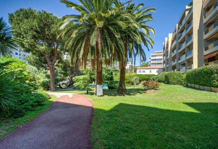 Photo 10 — Appartement 2 pi&egrave;ces de 50<sup>m&sup2;</sup> &agrave; Nice
