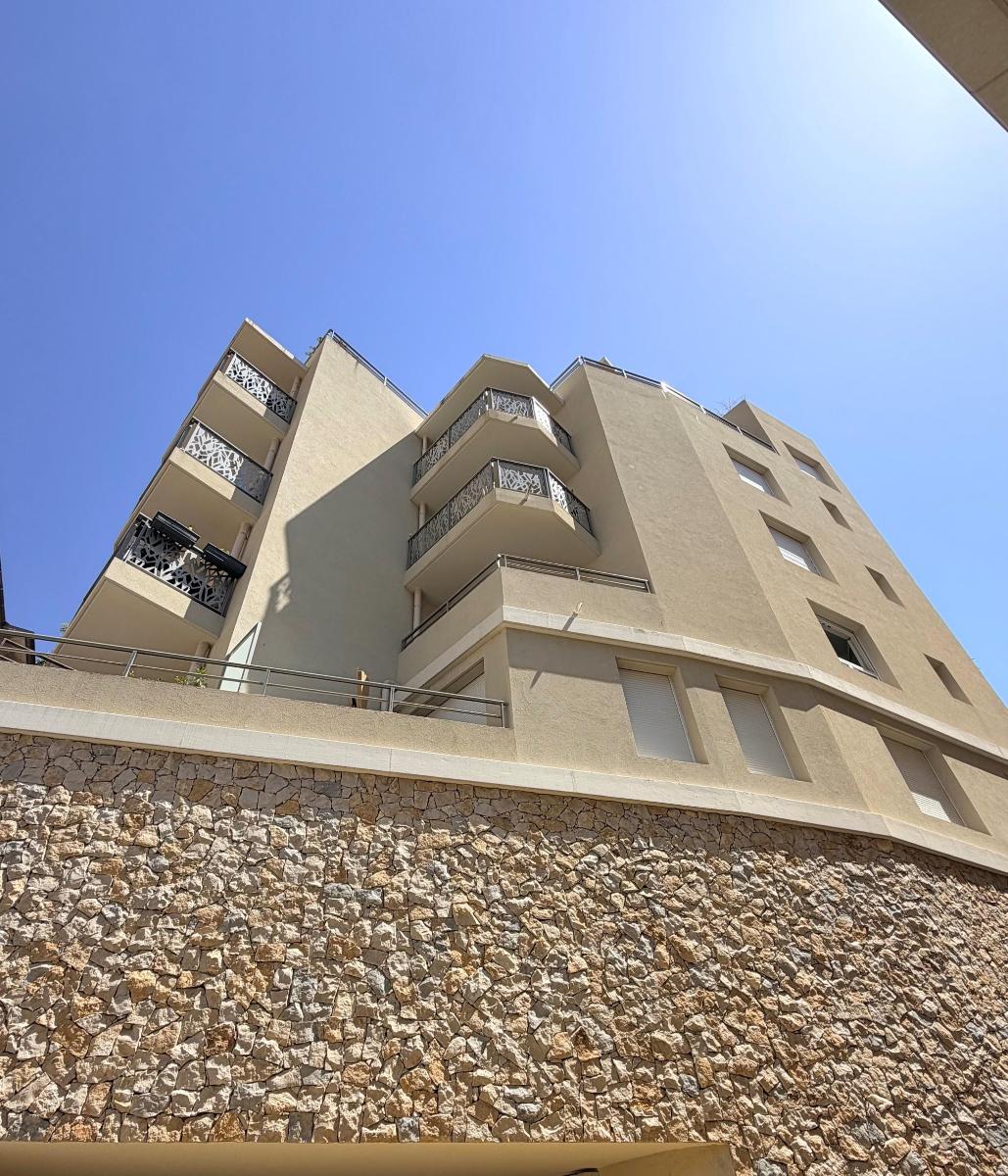 Photo 2 — Appartement 2 pi&egrave;ces de 54<sup>m&sup2;</sup> &agrave; Beausoleil